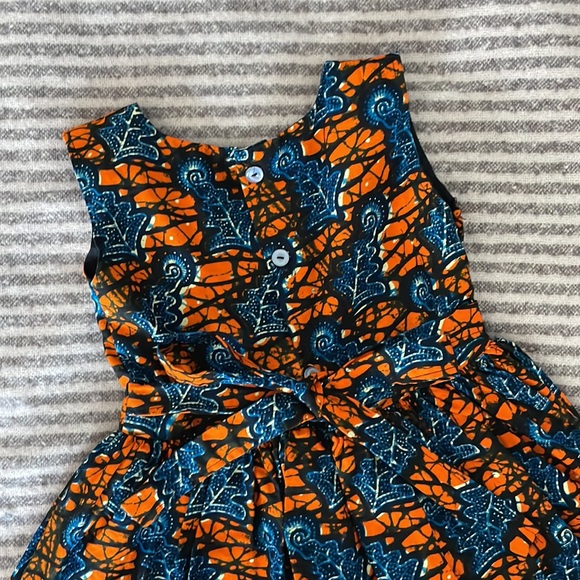 EUC DRESS age 2-4 - Picture 4 of 4